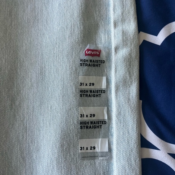 Levi jeans - Picture 2 of 3